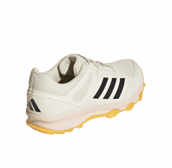 Botines Fabela Rise Off Ivory / Core Black / Spark - Imagen 7